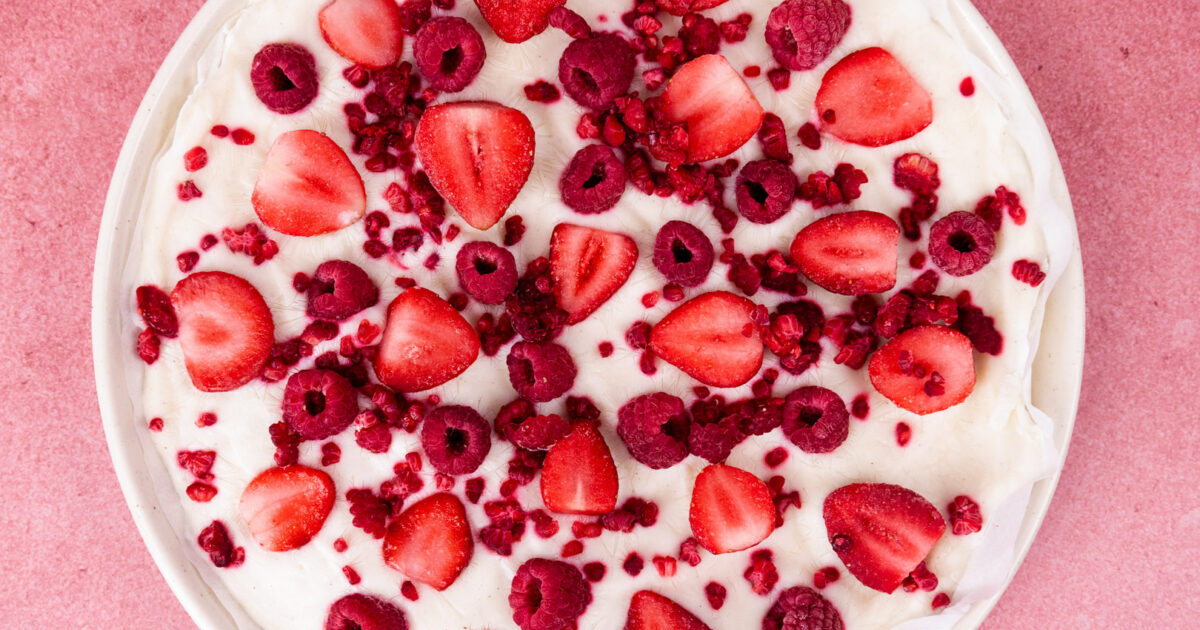 Berry Frozen Yoghurt Bark | Crop's