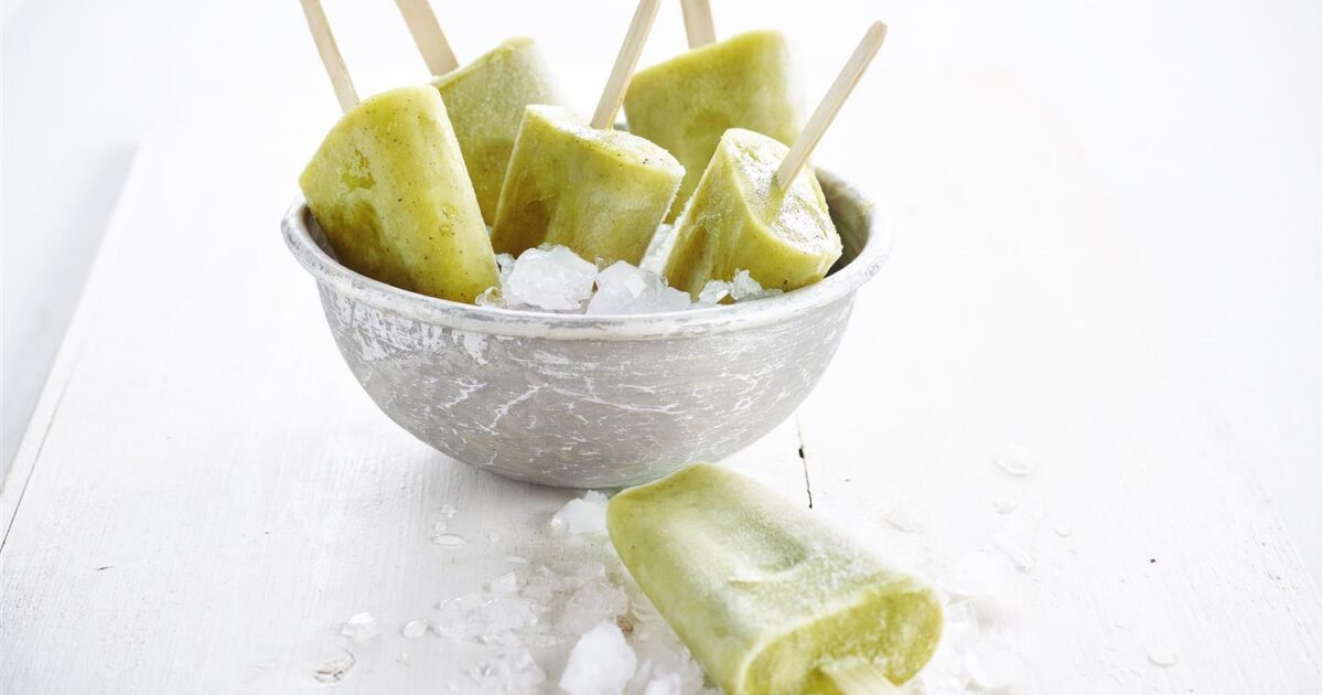 Frozen Kiwi Popsicles | Crop's