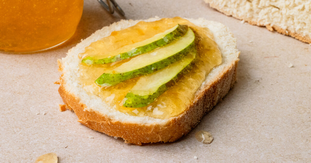 Pear jam with cardamom | Crop's