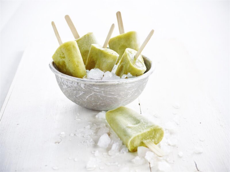 Frozen Kiwi Popsicles