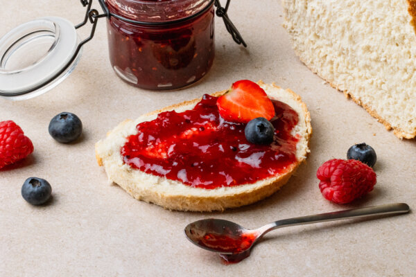 Red Fruit Jam with Honey